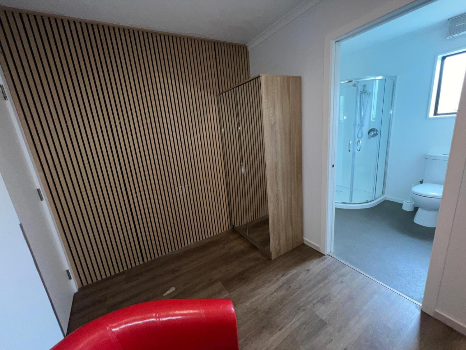 Academy Lodge Motel Ашбертон Екстер'єр фото