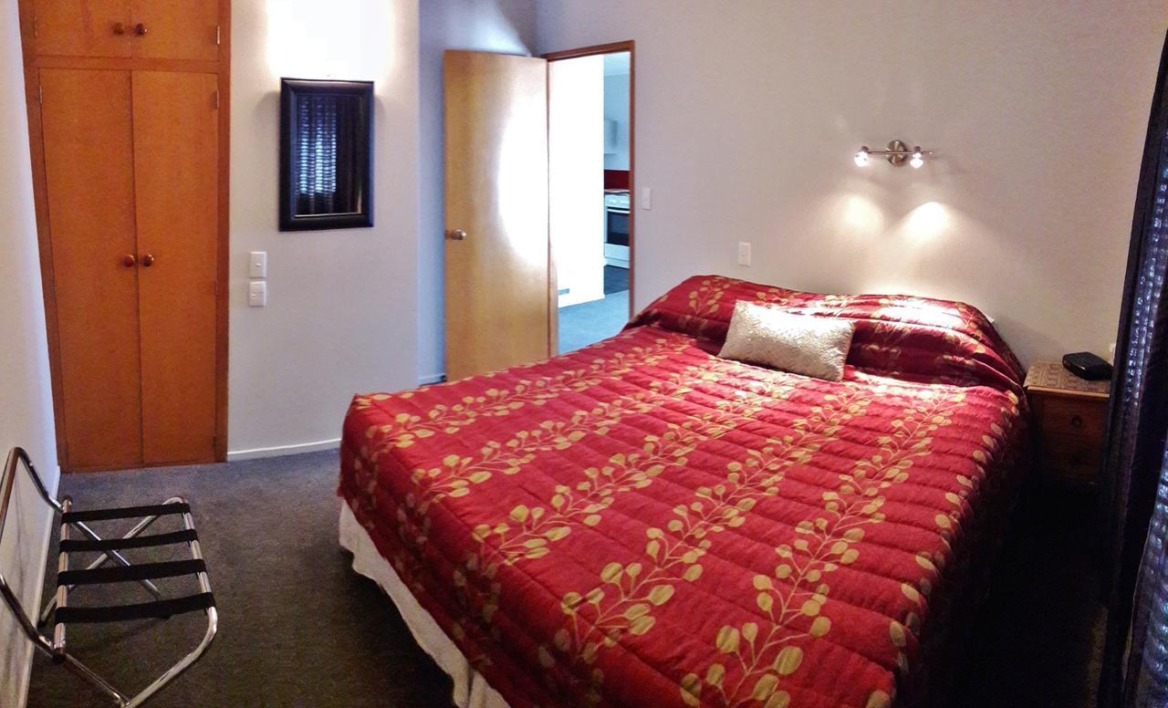 Academy Lodge Motel Ашбертон Екстер'єр фото